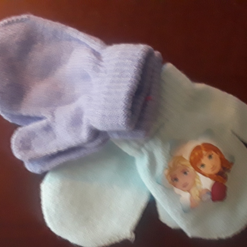 Disney Frozen Toddler Mitten Set New